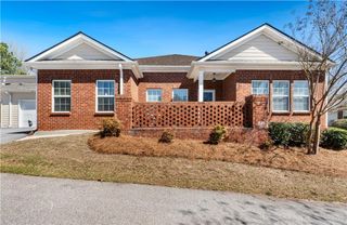 341 Villa Park Circle 37, Stone Mountain, GA 30087