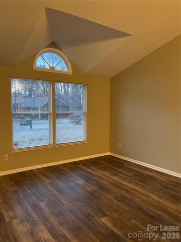 8434 Killian Ridge Court, Charlotte, NC 28227