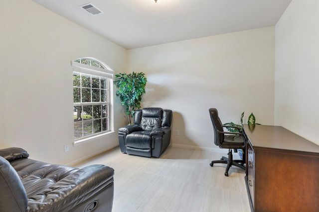 16911 Savannah Park Drive, Cypress, TX 77429