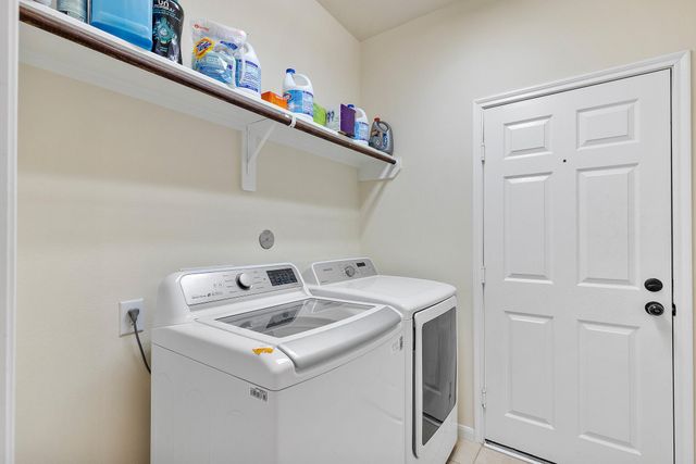 16911 Savannah Park Drive, Cypress, TX 77429