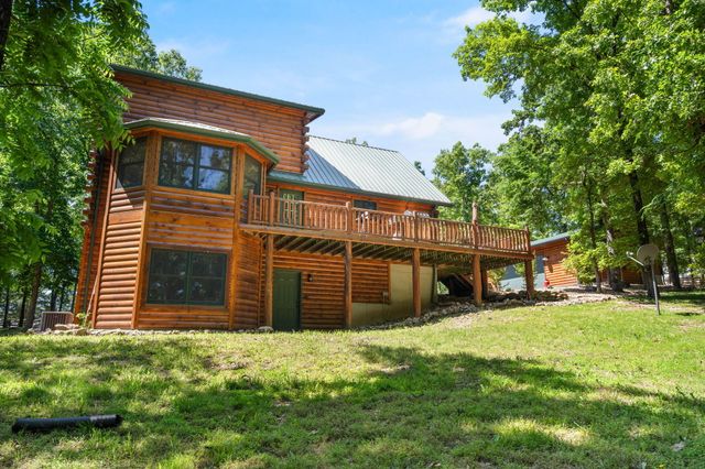 947 Breezy Point Lane, Kimberling City, MO 65686