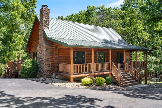 947 Breezy Point Lane, Kimberling City, MO 65686