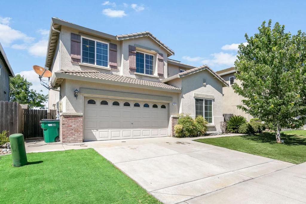 Image 3 of property listing at 2027 Evening St, Stockton, CA 95209