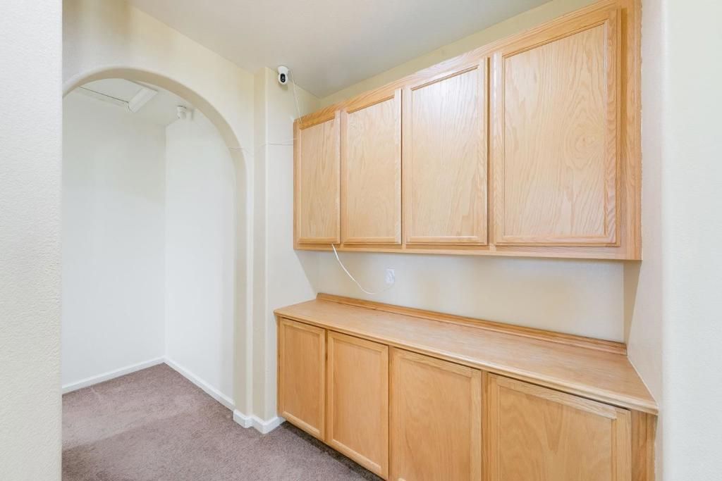 Image 32 of property listing at 2027 Evening St, Stockton, CA 95209