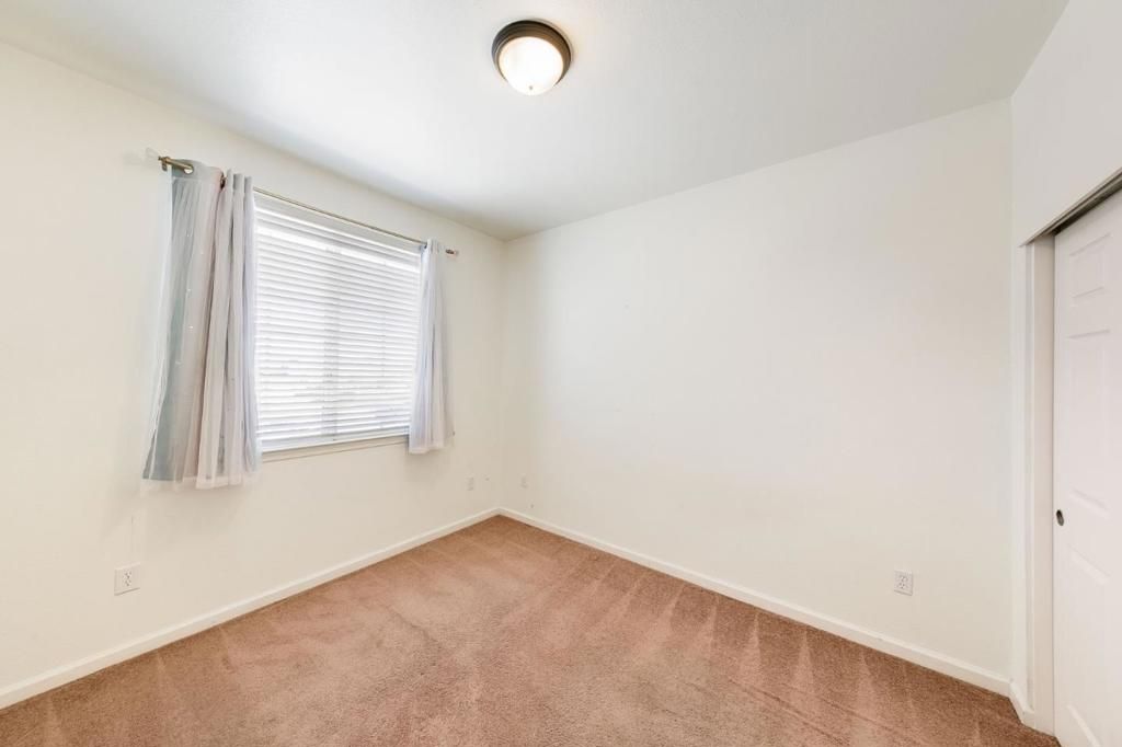 Image 43 of property listing at 2027 Evening St, Stockton, CA 95209