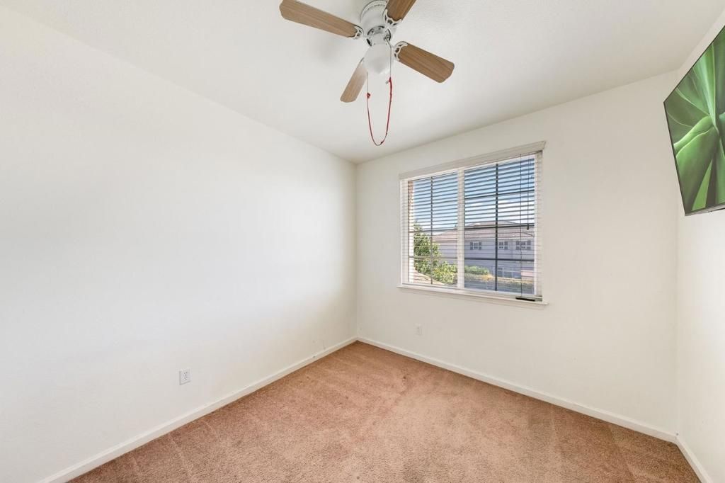 Image 45 of property listing at 2027 Evening St, Stockton, CA 95209