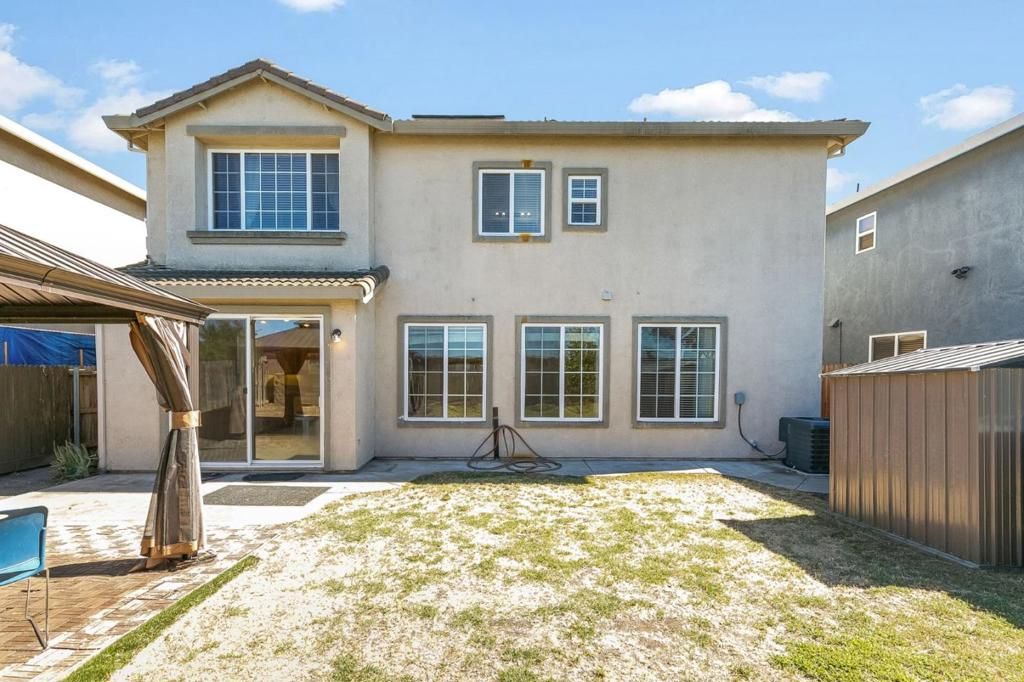 Image 51 of property listing at 2027 Evening St, Stockton, CA 95209