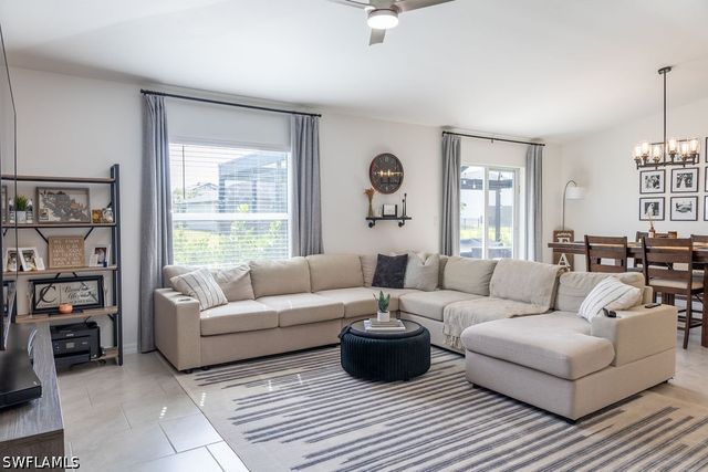 17762 Paradiso WAY, North Fort Myers, FL 33917