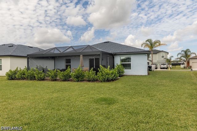 17762 Paradiso WAY, North Fort Myers, FL 33917