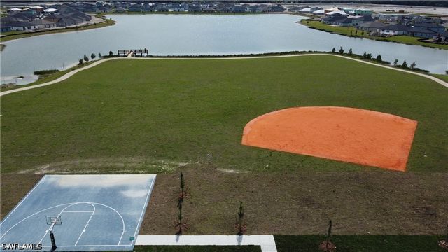 17762 Paradiso WAY, North Fort Myers, FL 33917