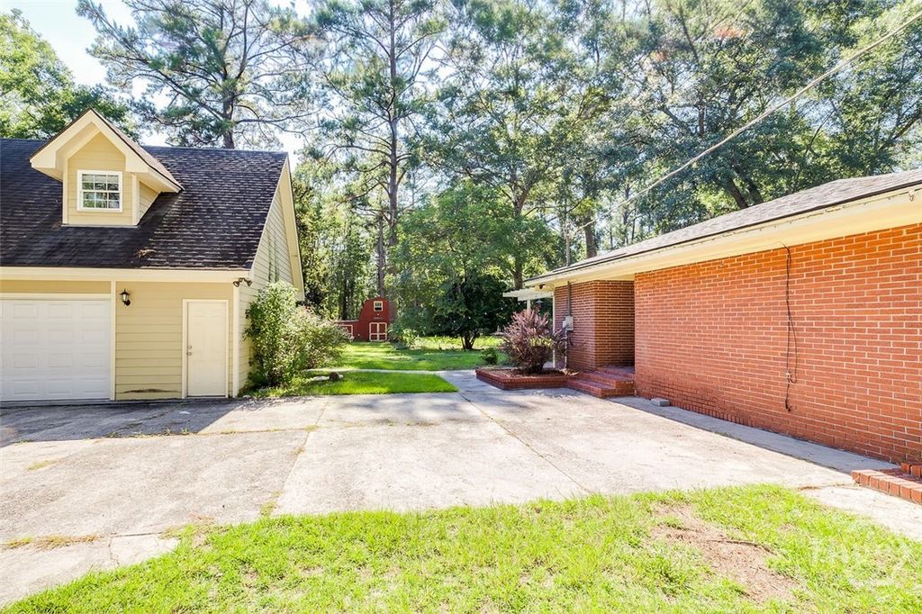 Image 6 of property listing at 79 Poplar Street Ext Street, Guyton, GA 31312