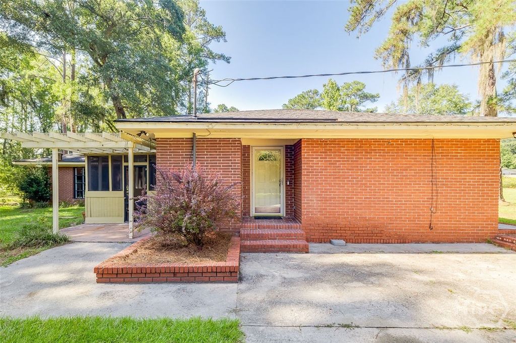 Image 7 of property listing at 79 Poplar Street Ext Street, Guyton, GA 31312