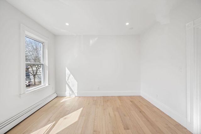 66 Sixth St 2, Cambridge, MA 02141