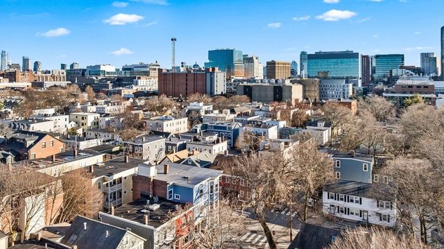 66 Sixth St 2, Cambridge, MA 02141