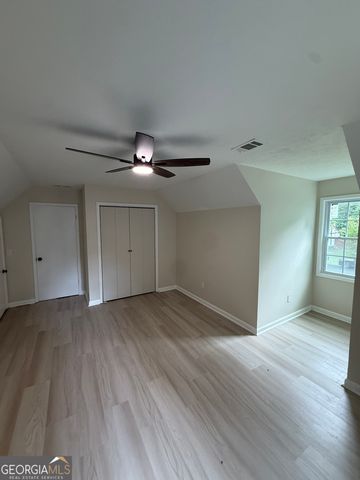 18 Regal Way, Lawrenceville, GA 30044