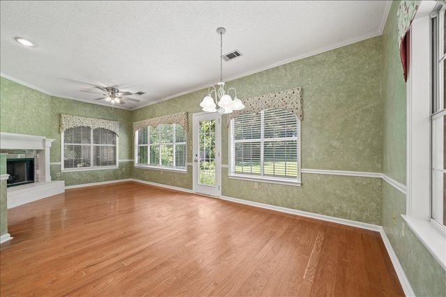 6323 DAYBREAK DR, Bartlett, TN 38135