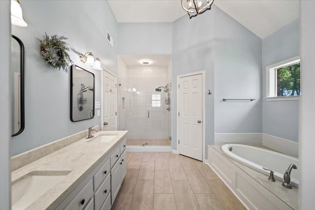 6323 DAYBREAK DR, Bartlett, TN 38135