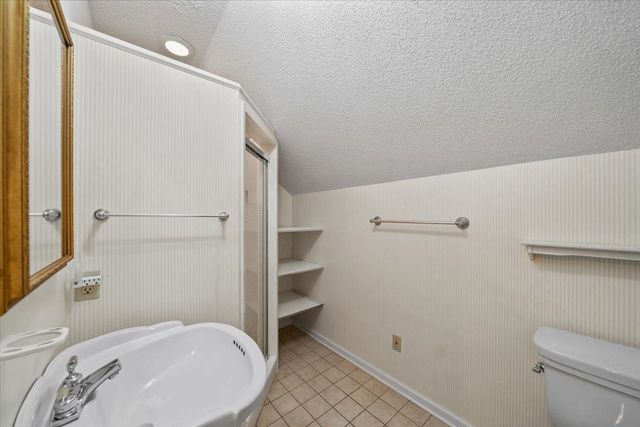 6323 DAYBREAK DR, Bartlett, TN 38135