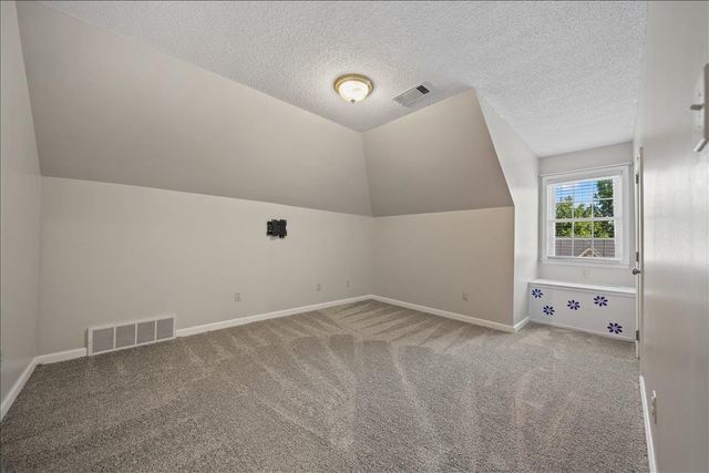 6323 DAYBREAK DR, Bartlett, TN 38135