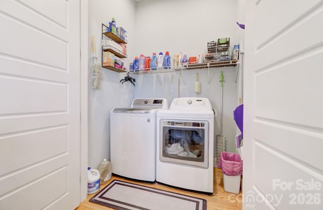 35 Cider Hill Lane, Hendersonville, NC 28792