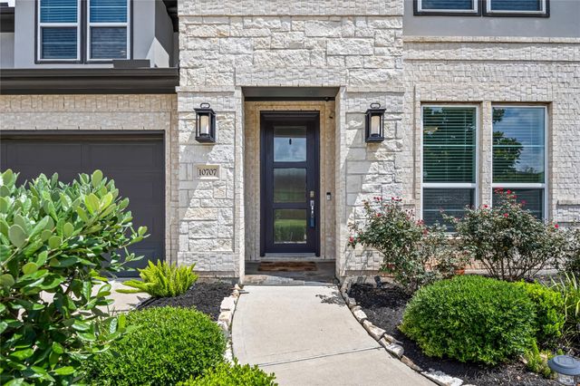 10707 High Red Mesa, Missouri City, TX 77459