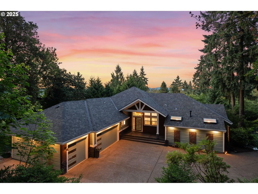 6130 CAUFIELD St, West Linn, OR 97068