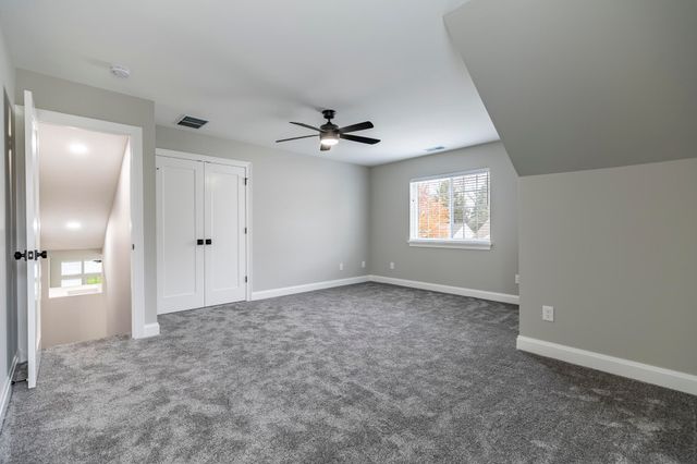 1607 Geranium Circle, Valparaiso, IN 46383