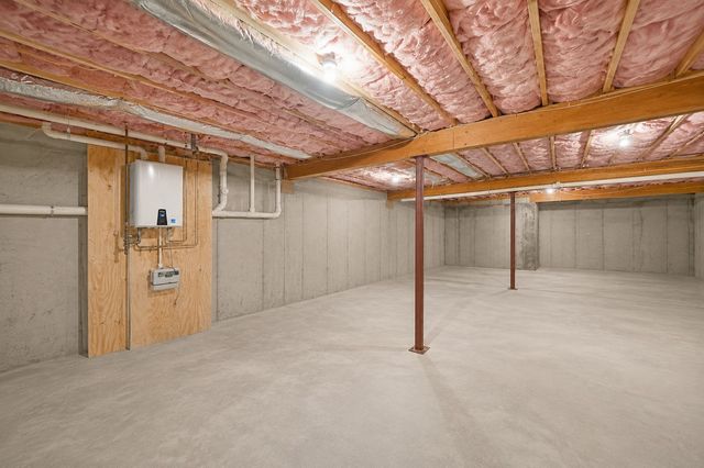 38 Cahoon Rd 38, Wareham, MA 02558