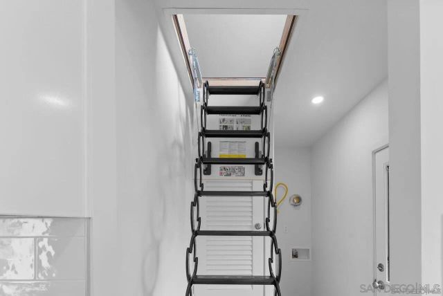 503 Rosemont St, La Jolla, CA 92037