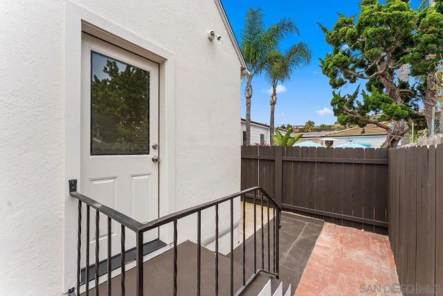 503 Rosemont St, La Jolla, CA 92037