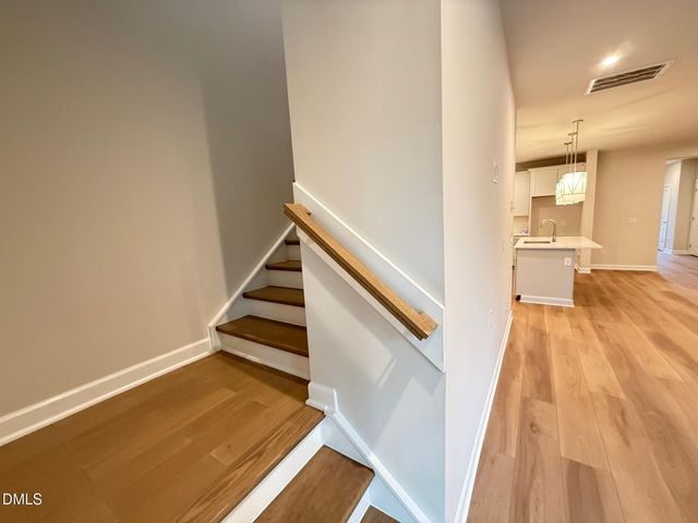 129 Pinnacle Drive, Chapel Hill, NC 27516