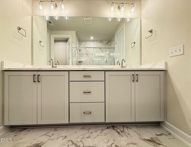 129 Pinnacle Drive, Chapel Hill, NC 27516