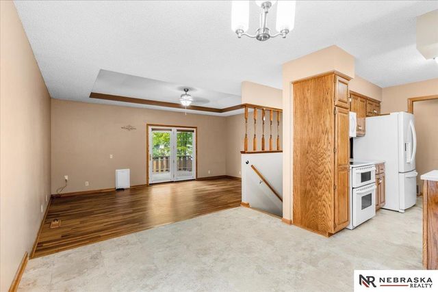524 Sailside Drive, Lincoln, NE 68528