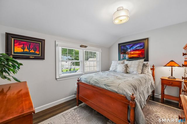 6 Fencove Court, Old Saybrook, CT 06475
