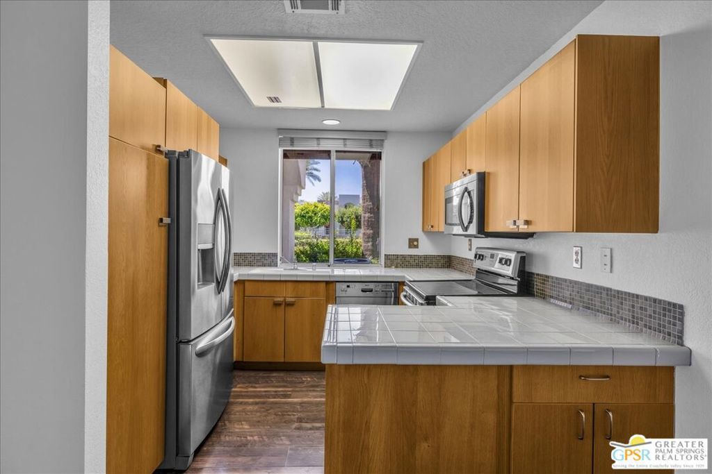 Image 1 of property listing at 401 S El Cielo Road 157, Palm Springs, CA 92262