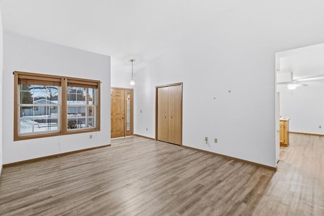 535 E Slifer Street, Portage, WI 53901