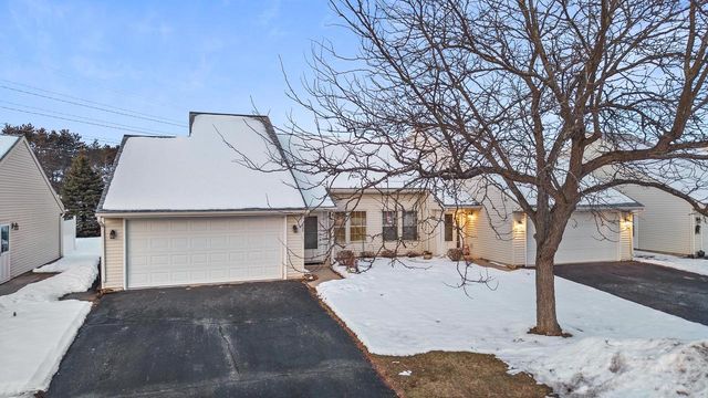 535 E Slifer Street, Portage, WI 53901