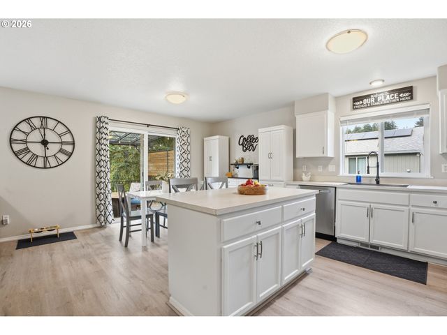 1331 Ne 85TH Ct, Hillsboro, OR 97006