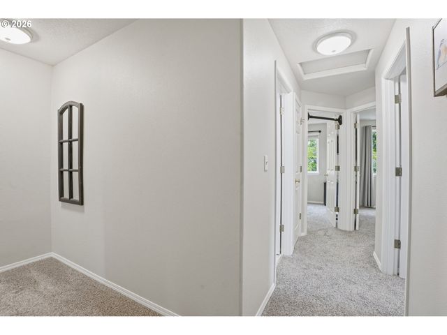 1331 Ne 85TH Ct, Hillsboro, OR 97006