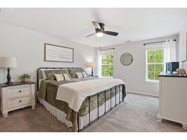 1331 Ne 85TH Ct, Hillsboro, OR 97006