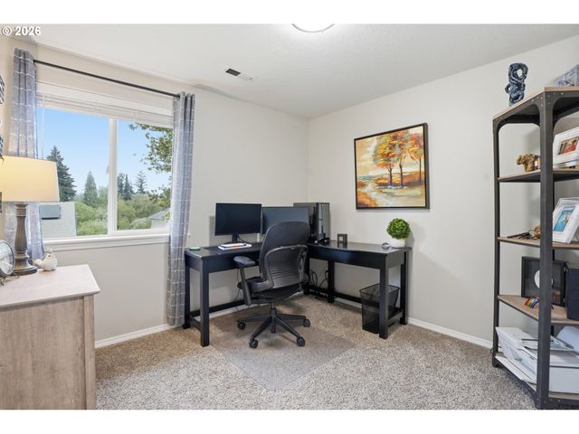 1331 Ne 85TH Ct, Hillsboro, OR 97006