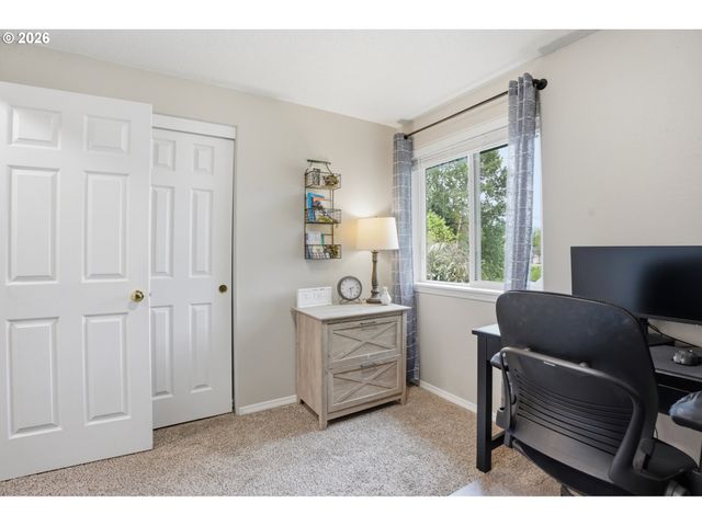 1331 Ne 85TH Ct, Hillsboro, OR 97006