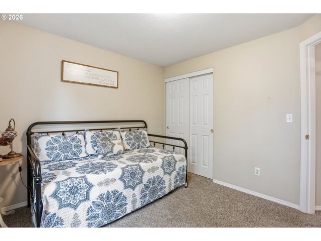 1331 Ne 85TH Ct, Hillsboro, OR 97006