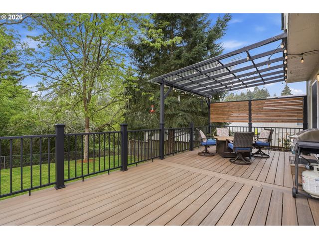 1331 Ne 85TH Ct, Hillsboro, OR 97006