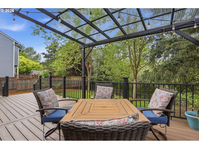 1331 Ne 85TH Ct, Hillsboro, OR 97006