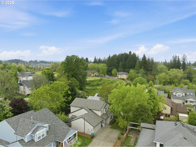 1331 Ne 85TH Ct, Hillsboro, OR 97006