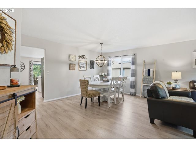 1331 Ne 85TH Ct, Hillsboro, OR 97006