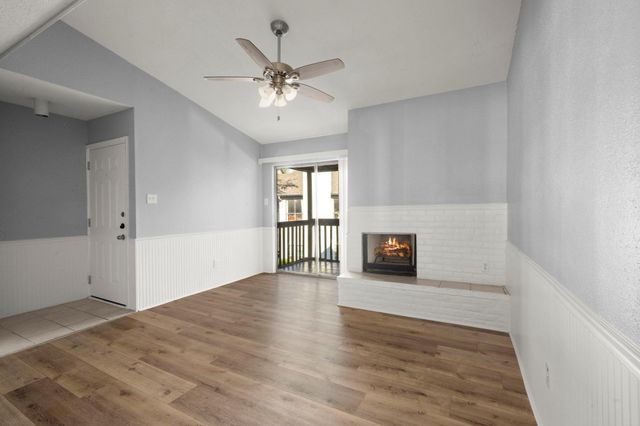 9009 Richmond Avenue 111, Houston, TX 77063