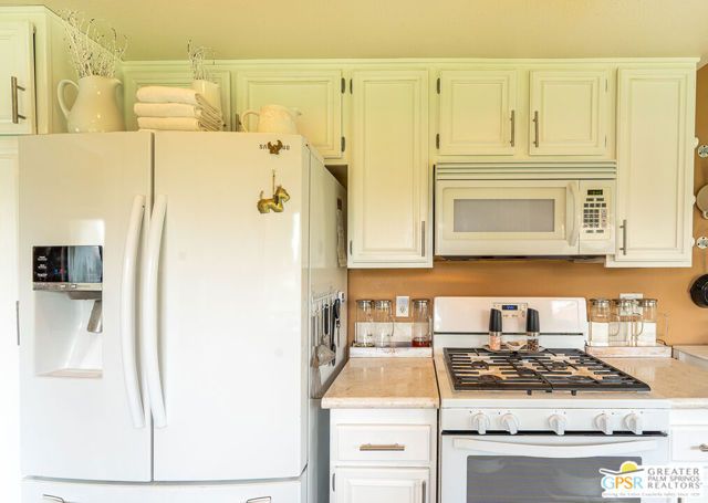 35937 Paseo Circulo, Cathedral City, CA 92234