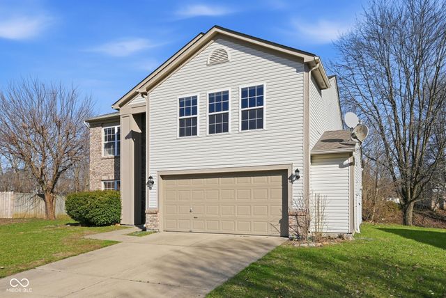 4324 Blue Spruce Court, Greenwood, IN 46143